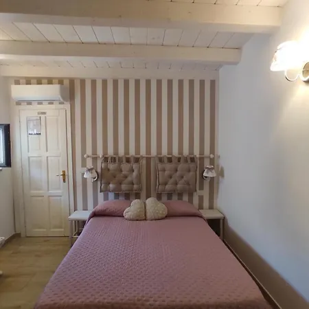 Alojamento de Acomodação e Pequeno-almoço La Maison Del Borgo Antico *