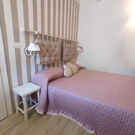 La Maison Del Borgo Antico לינה וארוחת בוקר