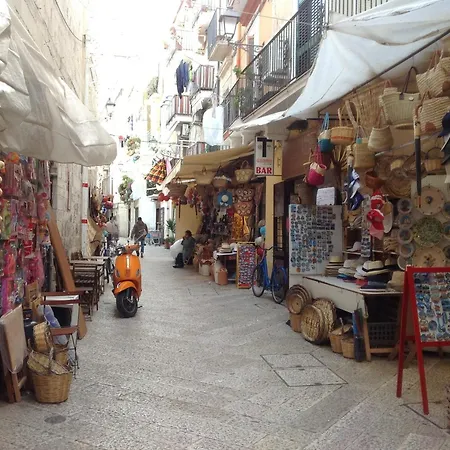 לינה וארוחת בוקר La Maison Del Borgo Antico