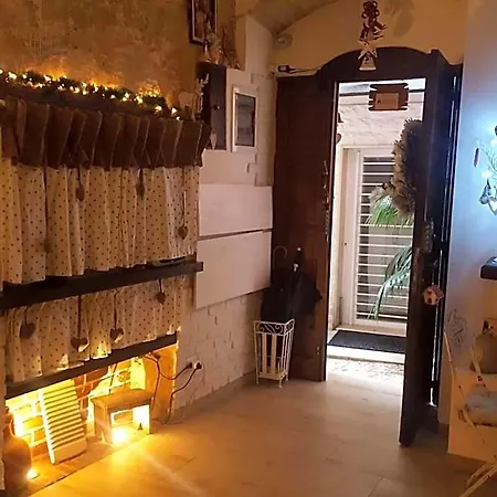 La Maison Del Borgo Antico 3* בארי