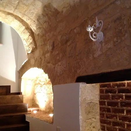Oda ve Kahvaltı La Maison Del Borgo Antico Bari