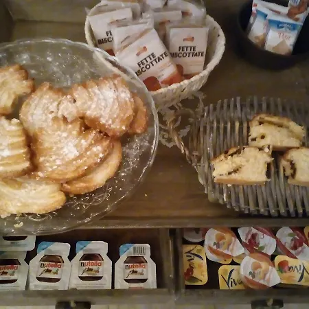 La Maison Del Borgo Antico 3* Bari